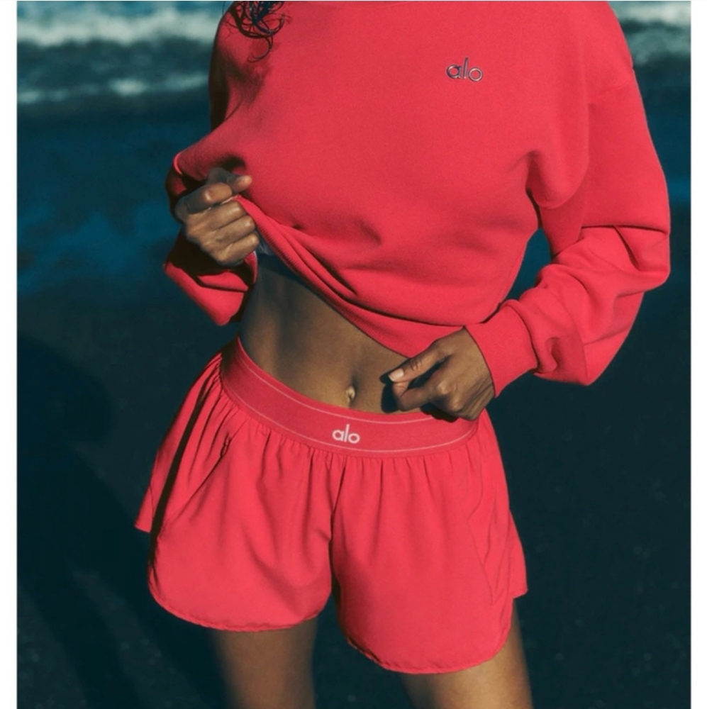 SOLD OUT 🔥 COLOR ALO Yoga Candy Red Match Point Shorts XS Same Day Shipping